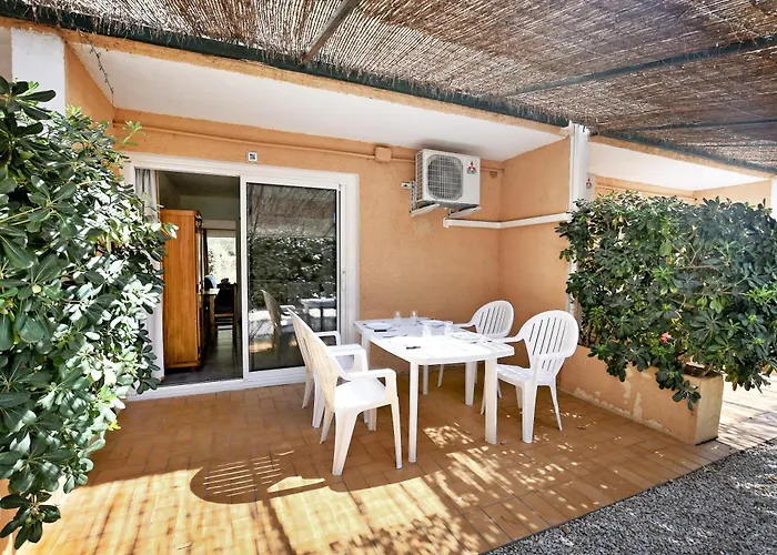 Appart hôtel Résidence Les Castors Calvi (Corsica)