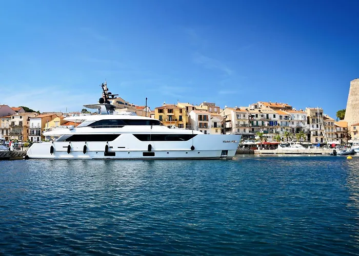 Résidence Les Castors 2* Calvi (Corsica)