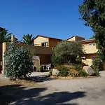 Lägenhetshotell Les Castors Calvi (Corsica)