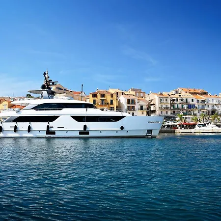 Les Castors 2* Καλβί