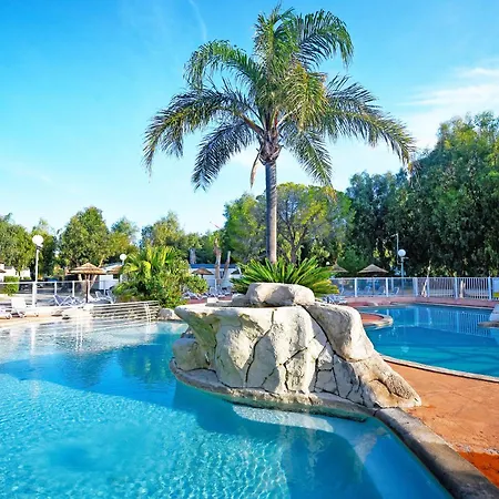 Les Castors 2* Кальви