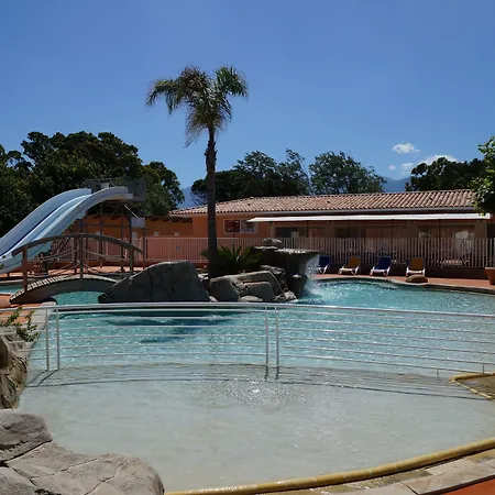 Апарт-отель Les Castors Кальви