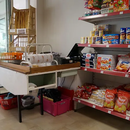 Les Castors Ξενοδοχείο με διαμερίσματα Καλβί