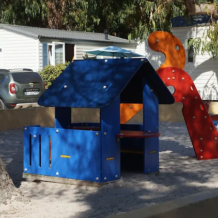 Апарт-отель Les Castors Кальви