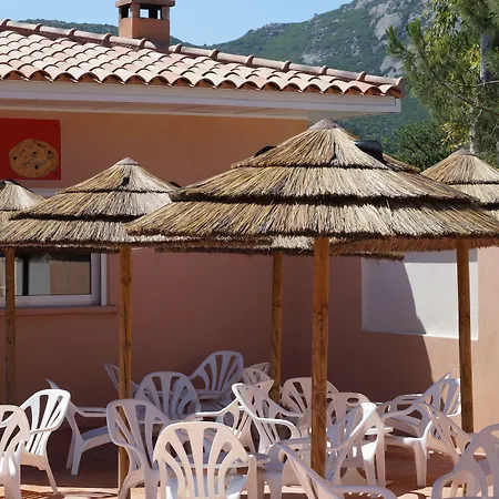 Les Castors Ξενοδοχείο με διαμερίσματα Καλβί