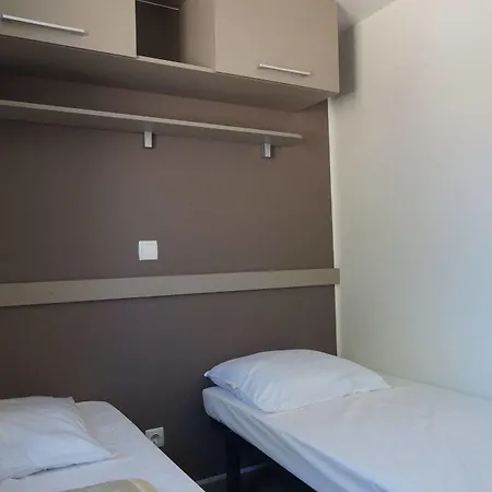 Les Castors 2* Кальви