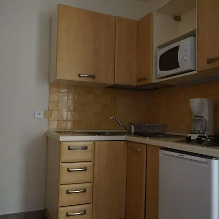 Les Castors Aparthotel 2*