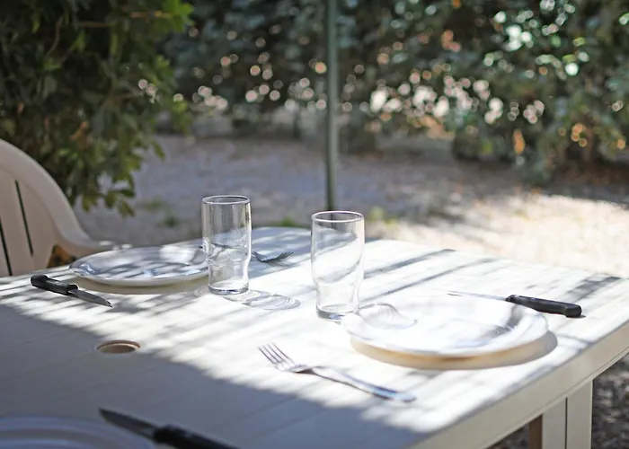 Aparthotel Les Castors Calvi (Corsica)