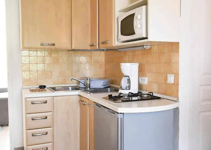 Les Castors Aparthotel 2*